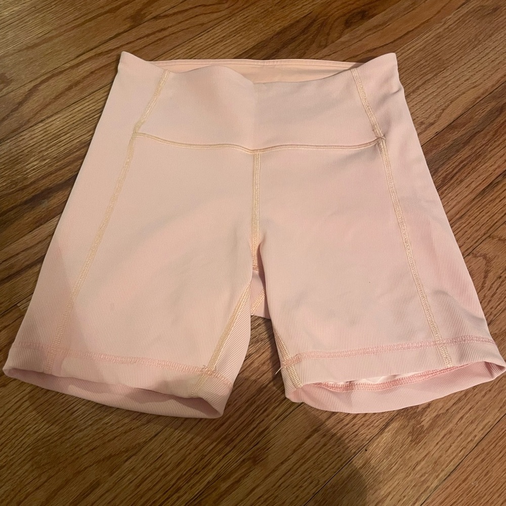 Ribbed bike shorts size 6